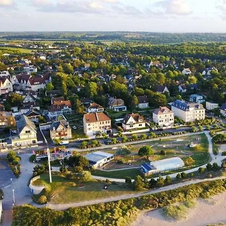 Maison Retro Avec Jardin Et 5 A - Fr-1-788-34 Ferienhaus